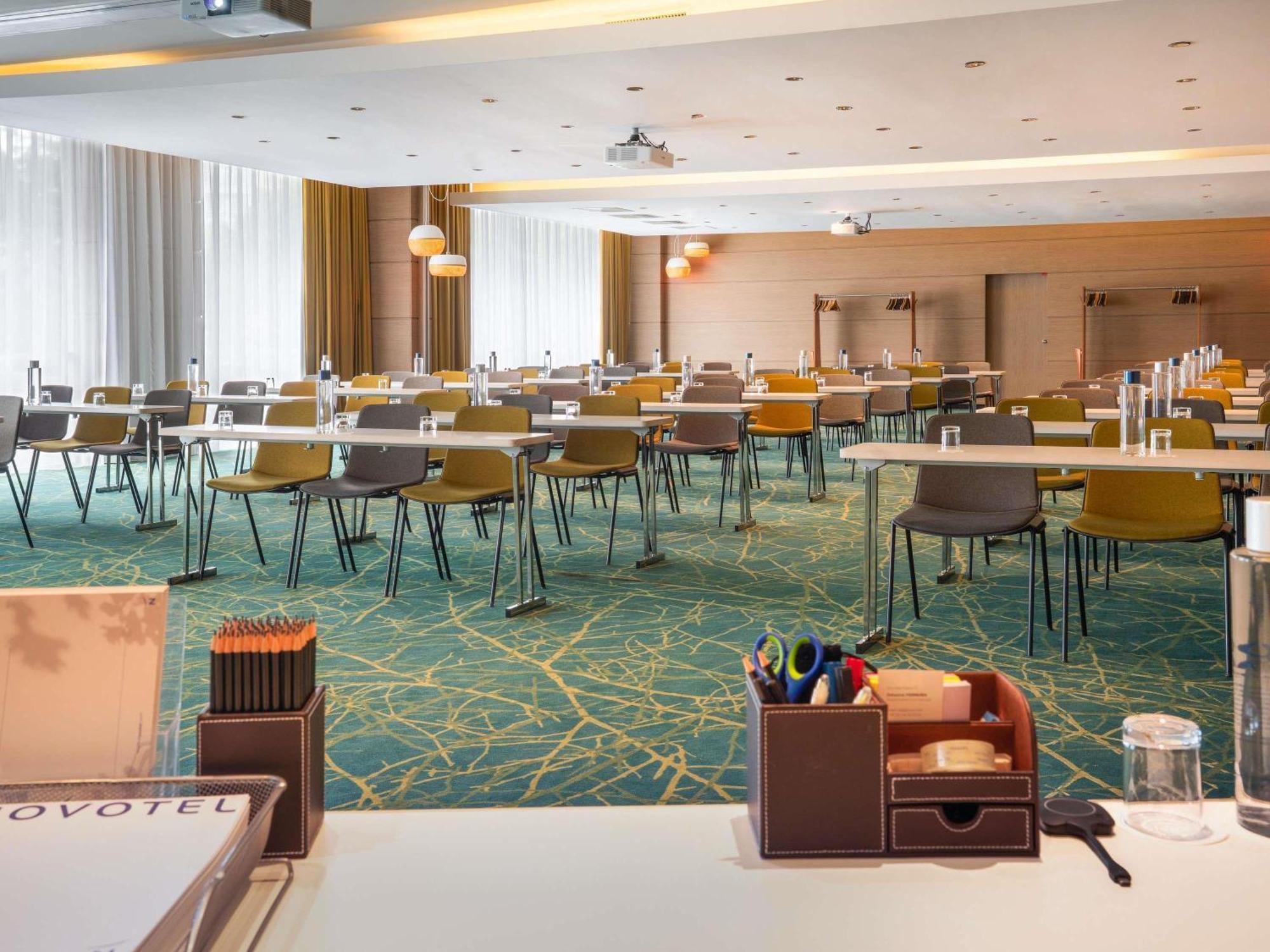 โนโวเทล ปารีส 17 Hotel ภายนอก รูปภาพ