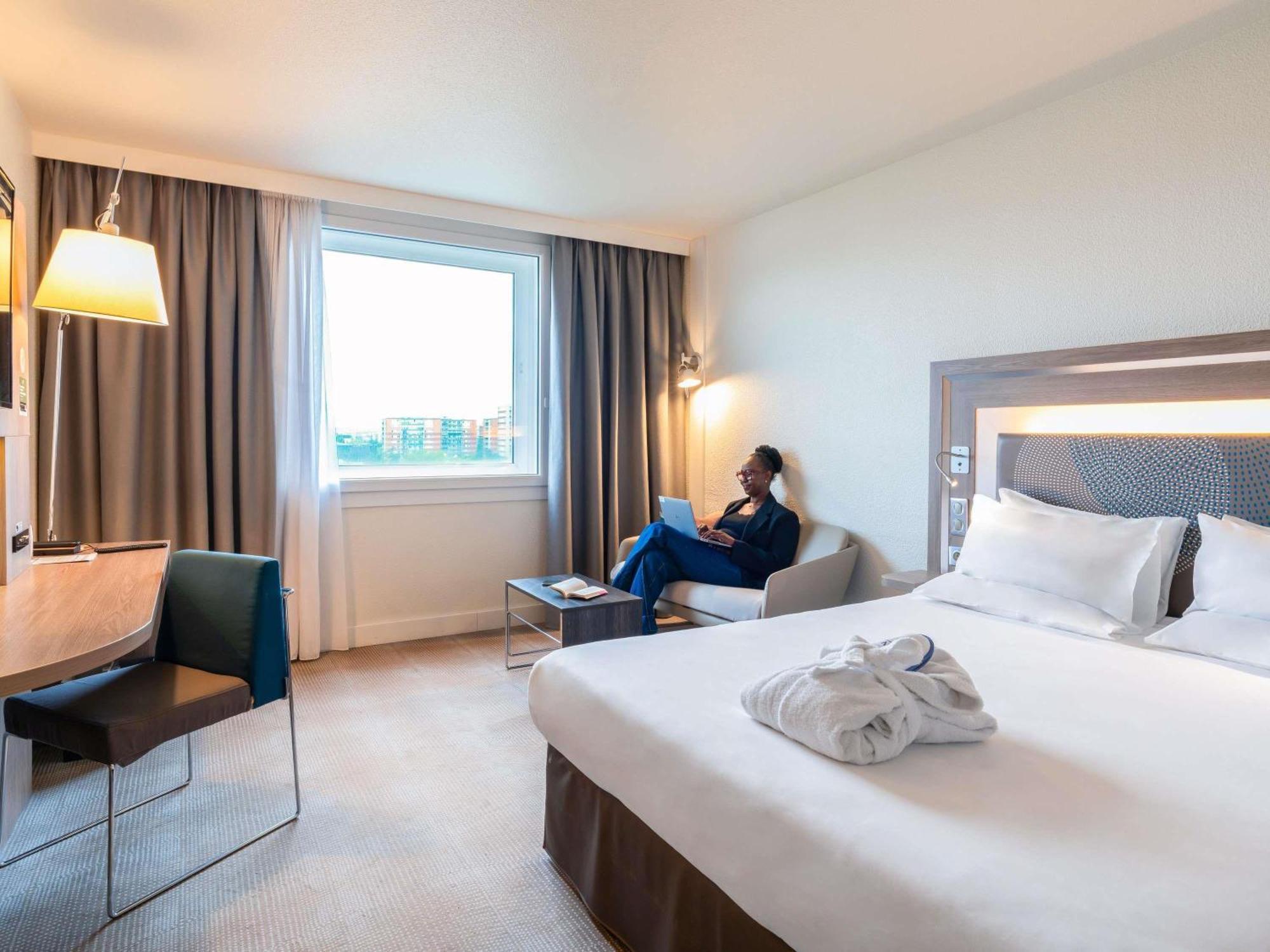 โนโวเทล ปารีส 17 Hotel ภายนอก รูปภาพ